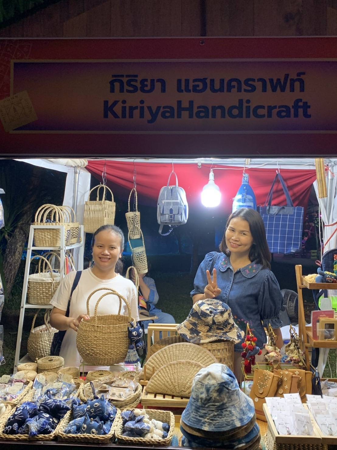 สายมูห้ามพลาด‼️ พช.นครพนม นำร้านค้า ผู้ประกอบการ OTOP เข้าร่วมจัดแสดงและจำหน่ายสินค้าในงาน Music มูเตรู Festival 2025