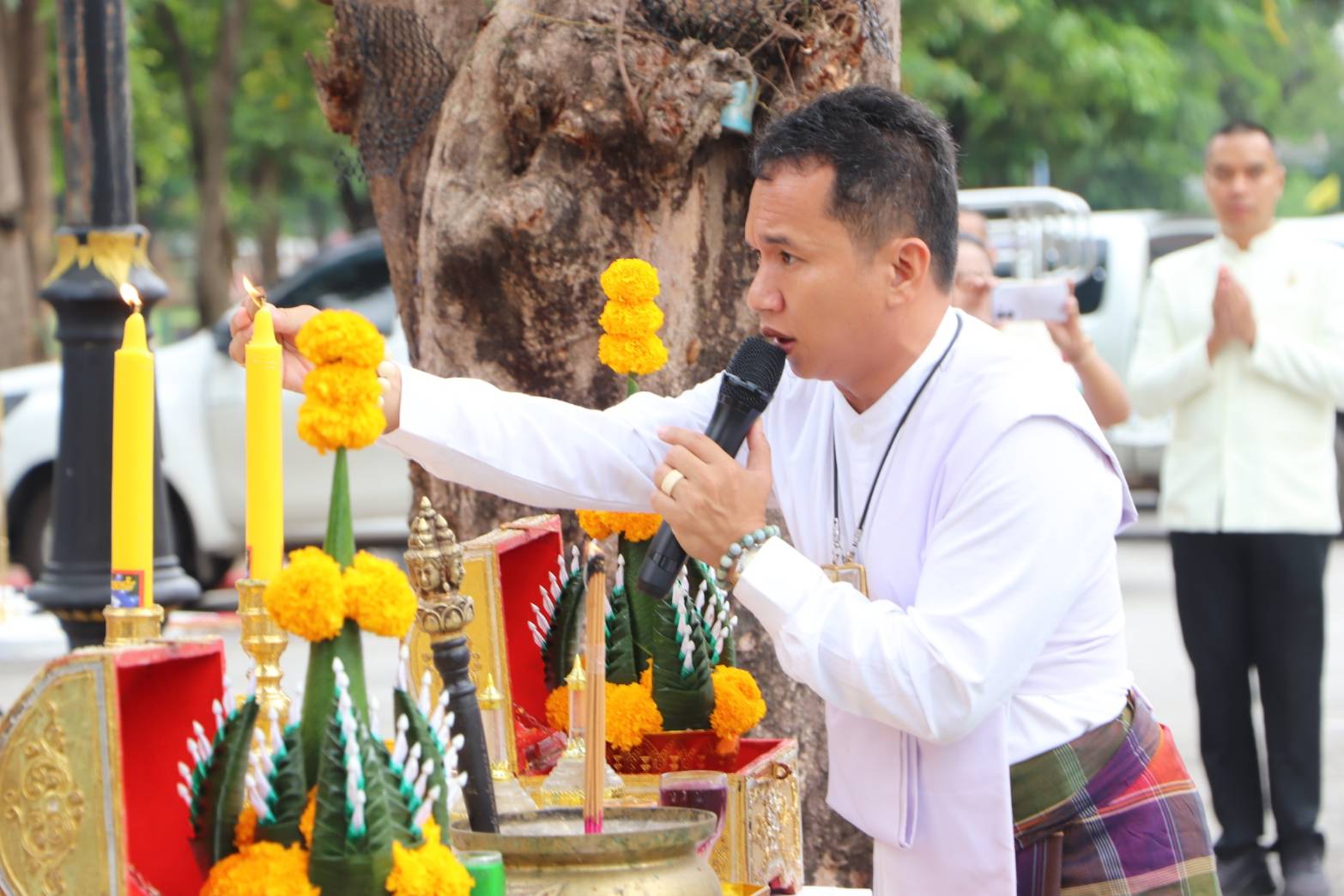 พช.นครพนม ร่วมพิธีบวงสรวงสร้างหอพระประจำศาลากลางจังหวัดนครพนม