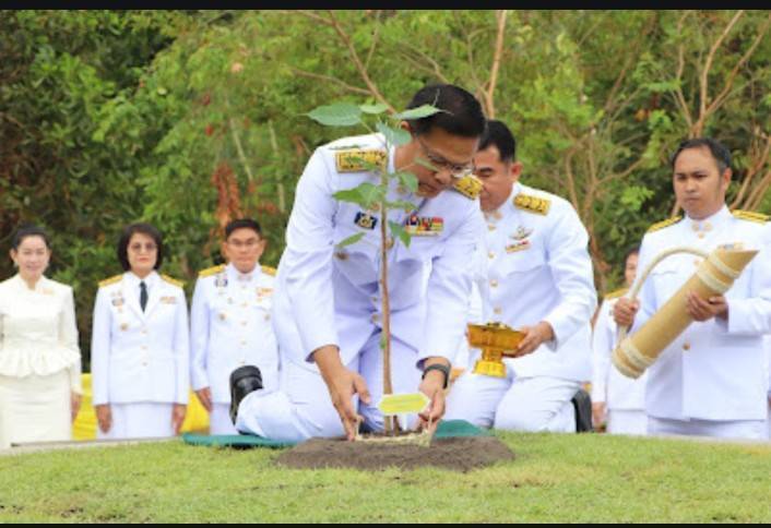 พช.นครพนม ร่วมพิธีปลูก “พระศรีมหาโพธิทศมราชบพิตร” พร้อมกัน 77 จังหวัดทั่วประเทศ