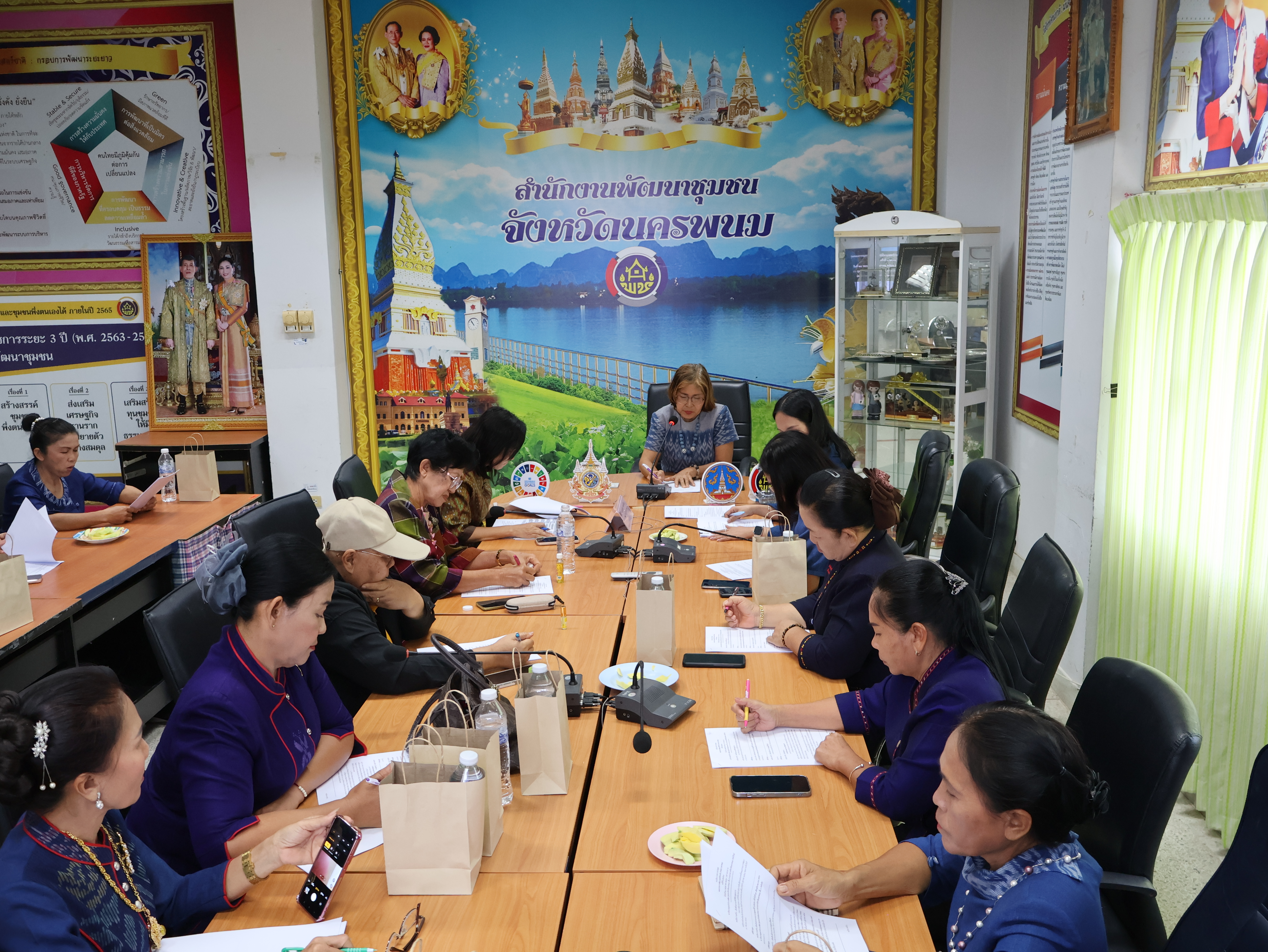 พช. นครพนม ประชุมคณะกรรมการพัฒนาสตรีจังหวัด (กพสจ.) นครพนม ครั้งที่ 3/2568