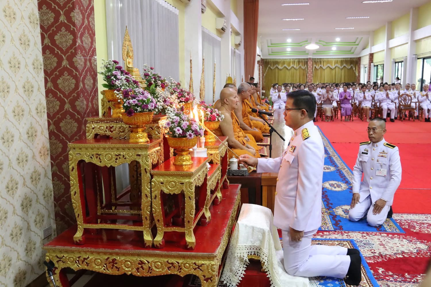 พช.นครพนม ร่วมพิธีทำบุญตักบาตรถวายเป็นพระราชกุศล กิจกรรมเฉลิมพระเกียรติสมเด็จพระนางเจ้า ฯ พระบรมราชินี เนื่องในโอกาสวันเฉลิมพระชนมพรรษา 3 มิถุนายน 2568