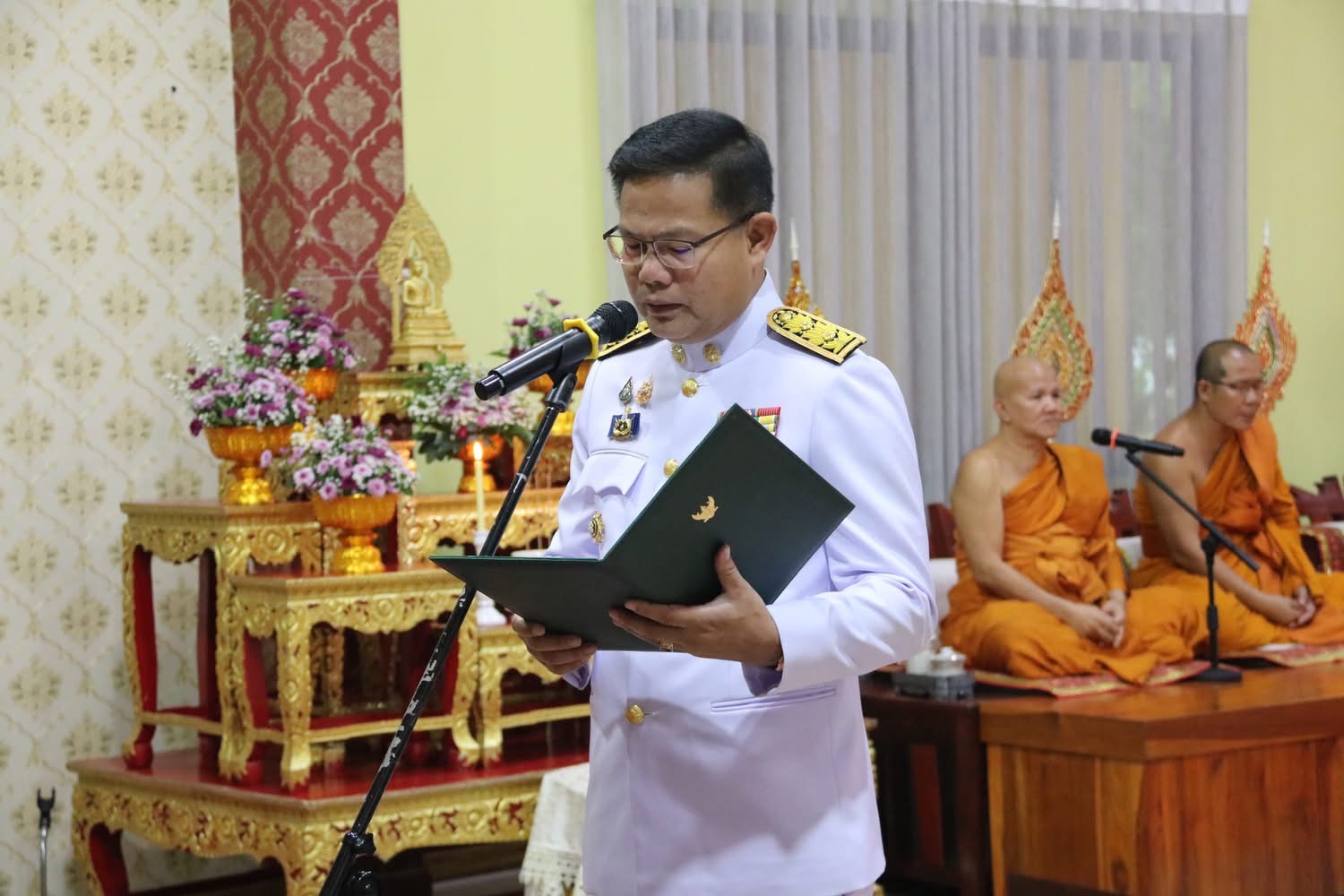 พช.นครพนม ร่วมพิธีทำบุญตักบาตรถวายเป็นพระราชกุศล กิจกรรมเฉลิมพระเกียรติสมเด็จพระนางเจ้า ฯ พระบรมราชินี เนื่องในโอกาสวันเฉลิมพระชนมพรรษา 3 มิถุนายน 2568