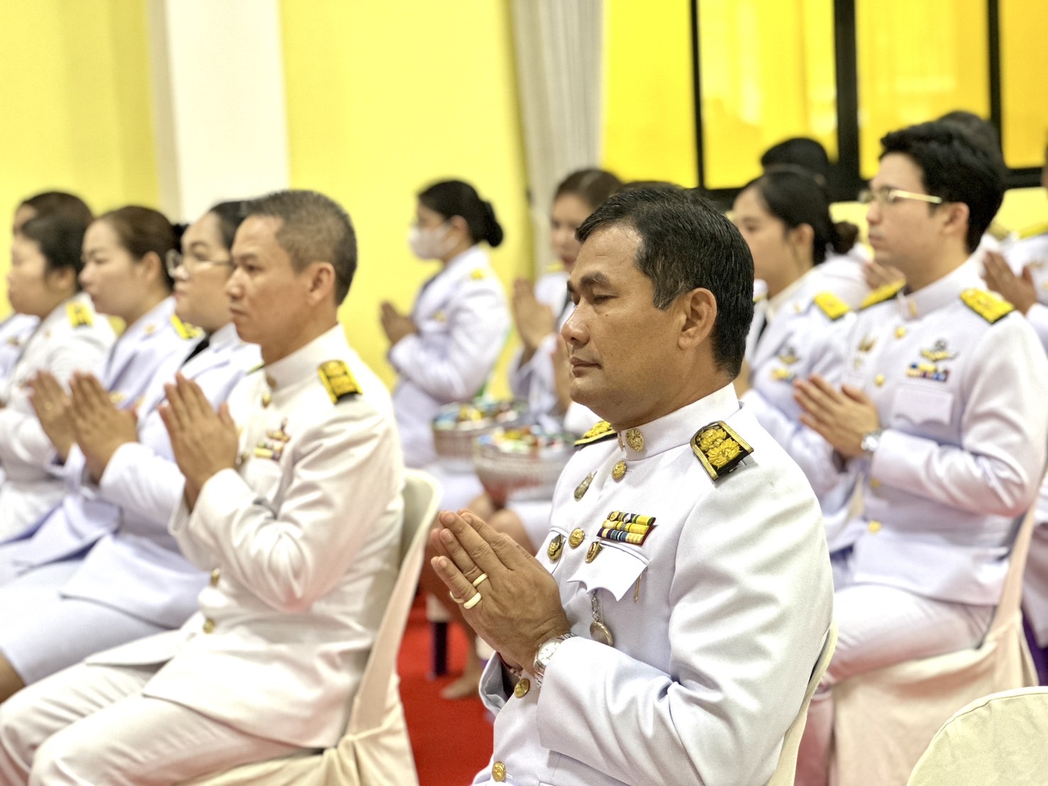 พช.นครพนม ร่วมพิธีทำบุญตักบาตรถวายเป็นพระราชกุศล กิจกรรมเฉลิมพระเกียรติสมเด็จพระนางเจ้า ฯ พระบรมราชินี เนื่องในโอกาสวันเฉลิมพระชนมพรรษา 3 มิถุนายน 2568