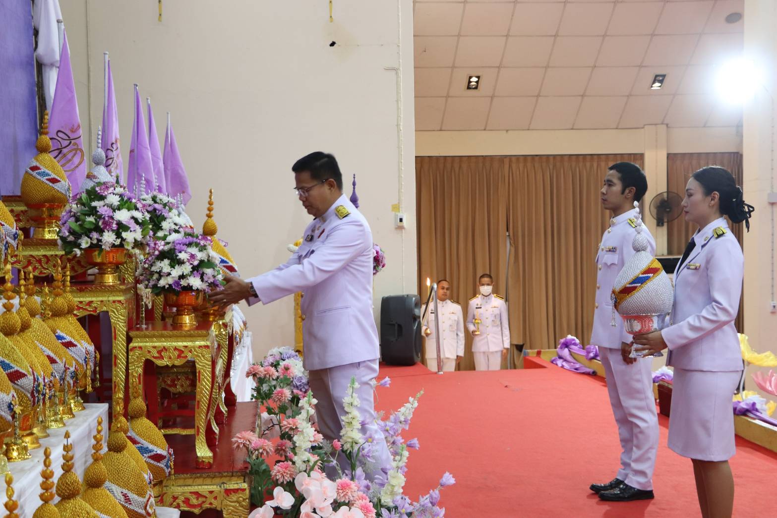 พช.นครพนม ร่วมพิธีถวายเครื่องราชสักการะและวางพานพุ่ม และพิธีจุดเทียนถวายพระพรชัยมงคล เนื่องในโอกาสวันเฉลิมพระชนมพรรษา 3 มิถุนายน 2568 สมเด็จพระนางเจ้าฯ พระบรมราชินี