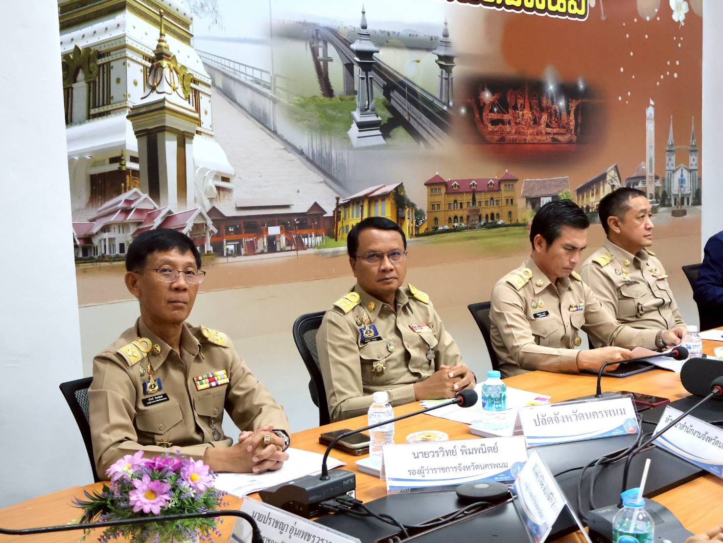นครพนม รับมอบนโยบายรัฐบาลและภารกิจสำคัญของกระทรวงมหาดไทย “สานงานต่อ ก่องานใหม่” ของรัฐบาล