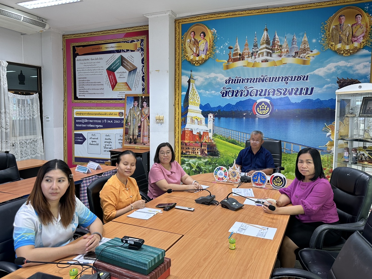 พช.นครพนม ร่วมการประชุมชี้แจง เร่งรัด กำกับ ติดตามการดำเนินงานนกองทุนพัฒนาบทบาทสตรี ครั้งที่ 3/2568
