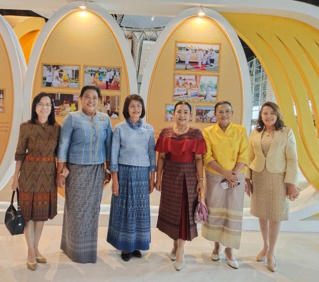 นายกรัฐมนตรี เปิดงาน OTOP MIDYEAR 2025 ชู OTOP และ Soft Power สร้างรายได้กระตุ้นเศรษฐกิจ ให้ชีวิตความเป็นอยู่ของประชาชนดีขึ้น