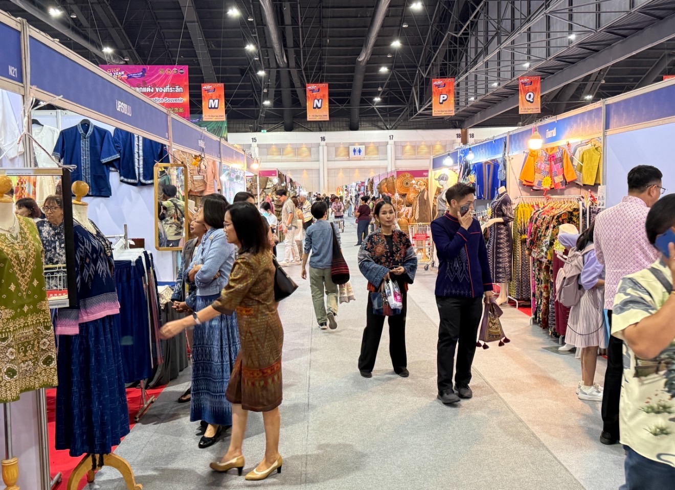 นายกรัฐมนตรี เปิดงาน OTOP MIDYEAR 2025 ชู OTOP และ Soft Power สร้างรายได้กระตุ้นเศรษฐกิจ ให้ชีวิตความเป็นอยู่ของประชาชนดีขึ้น
