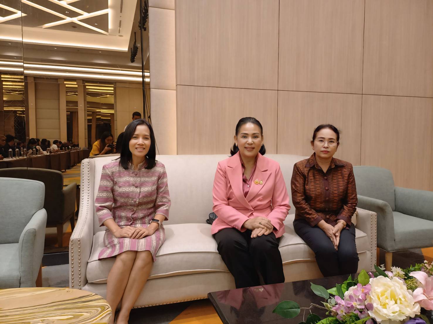 พช.นครพนม บรรยายพิเศษในโครงการสร้างความเข้มแข็งของผู้นำชุมชน ตามนโยบายกระทรวงมหาดไทย