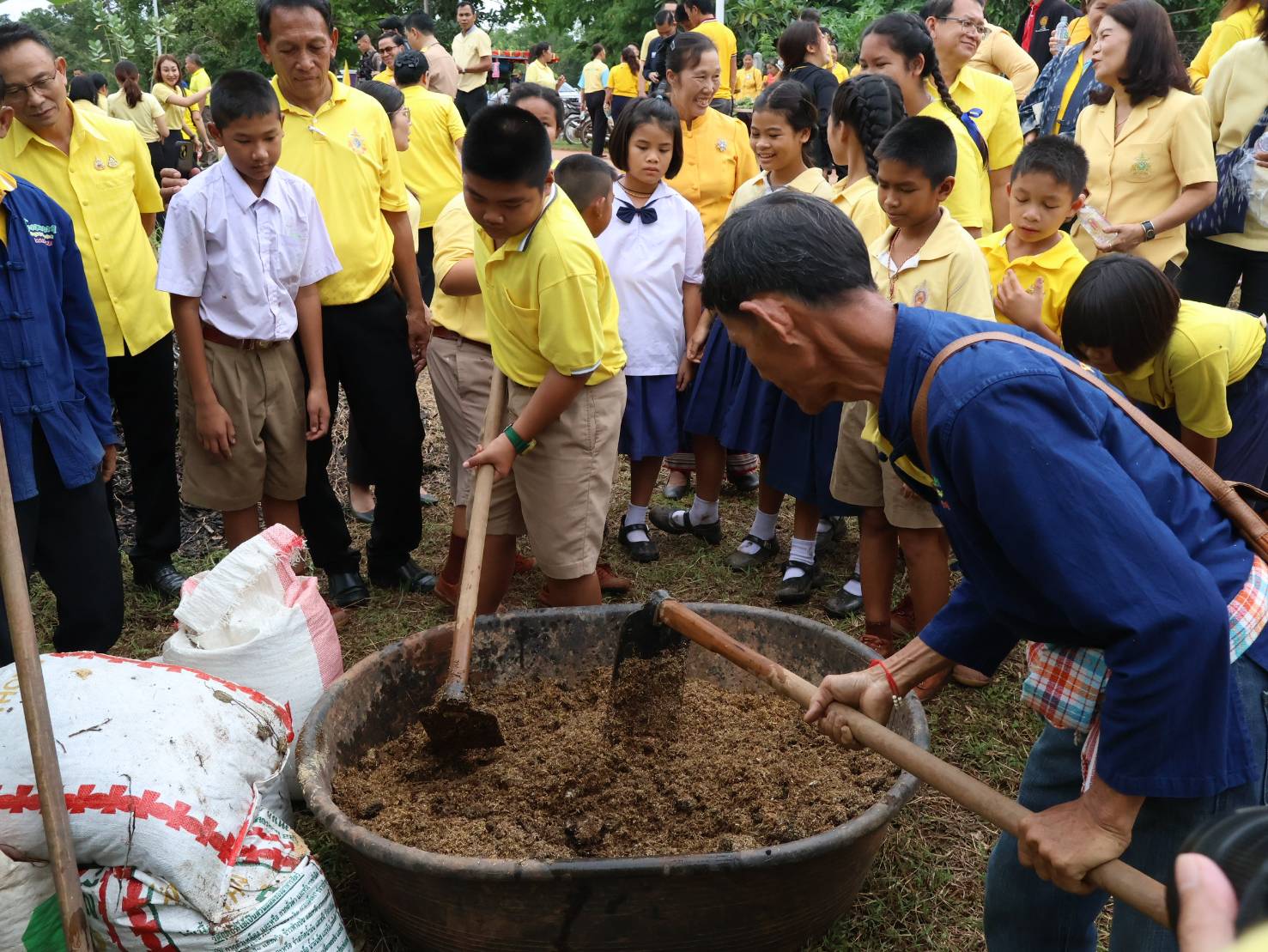 นครพนม จัดกิจกรรมเฉลิมพระเกียรติพระบาทสมเด็จพระเจ้าอยู่หัว เนื่องในโอกาสวันเฉลิมพระชนมพรรษา 28 กรกฎาคม 2568