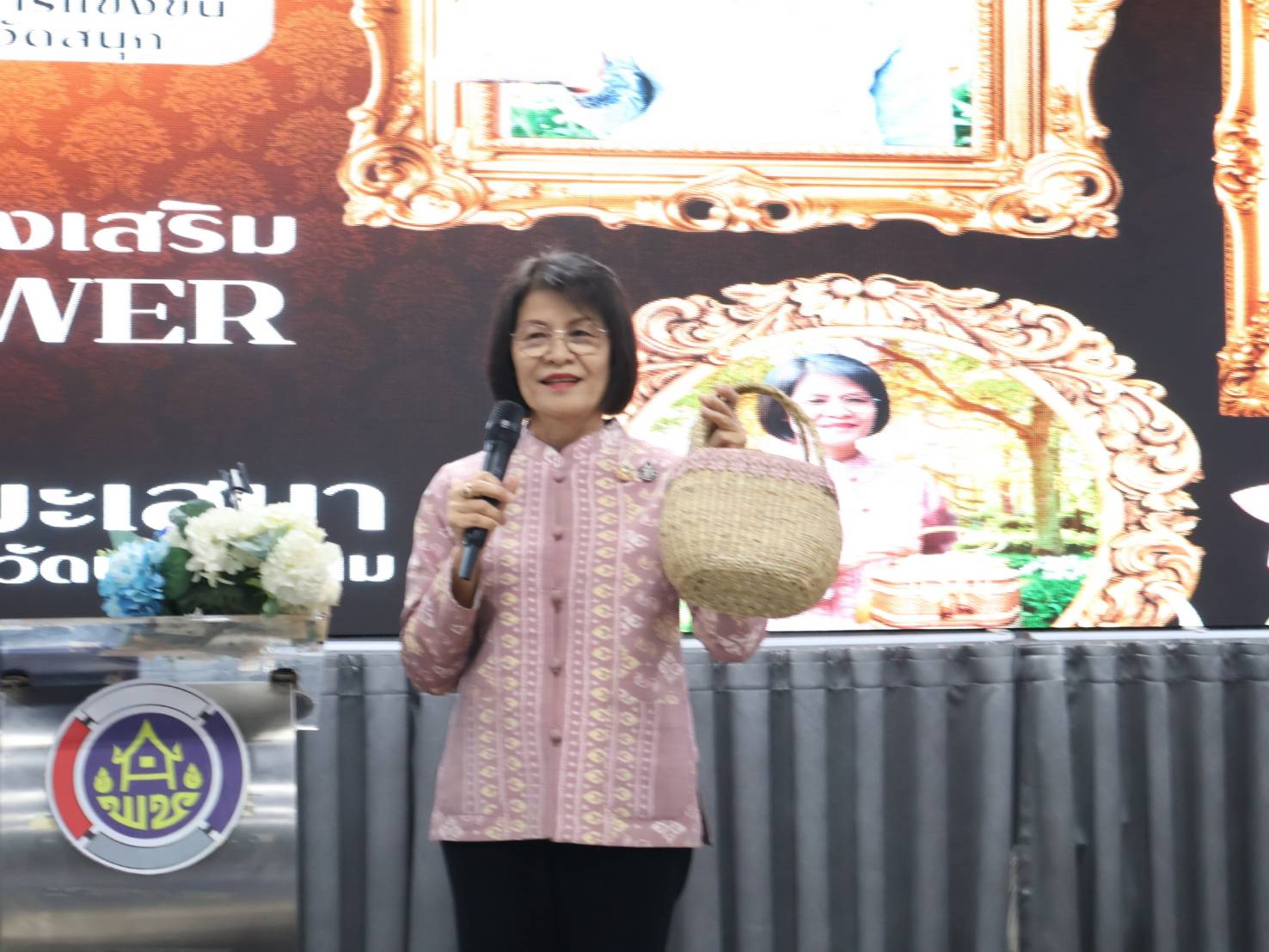 พช.นครพนม ยกระดับผลิตภัณฑ์จักสานสู่เวทีโลก ปลุกพลัง Soft Power กลุ่มจังหวัดสนุก