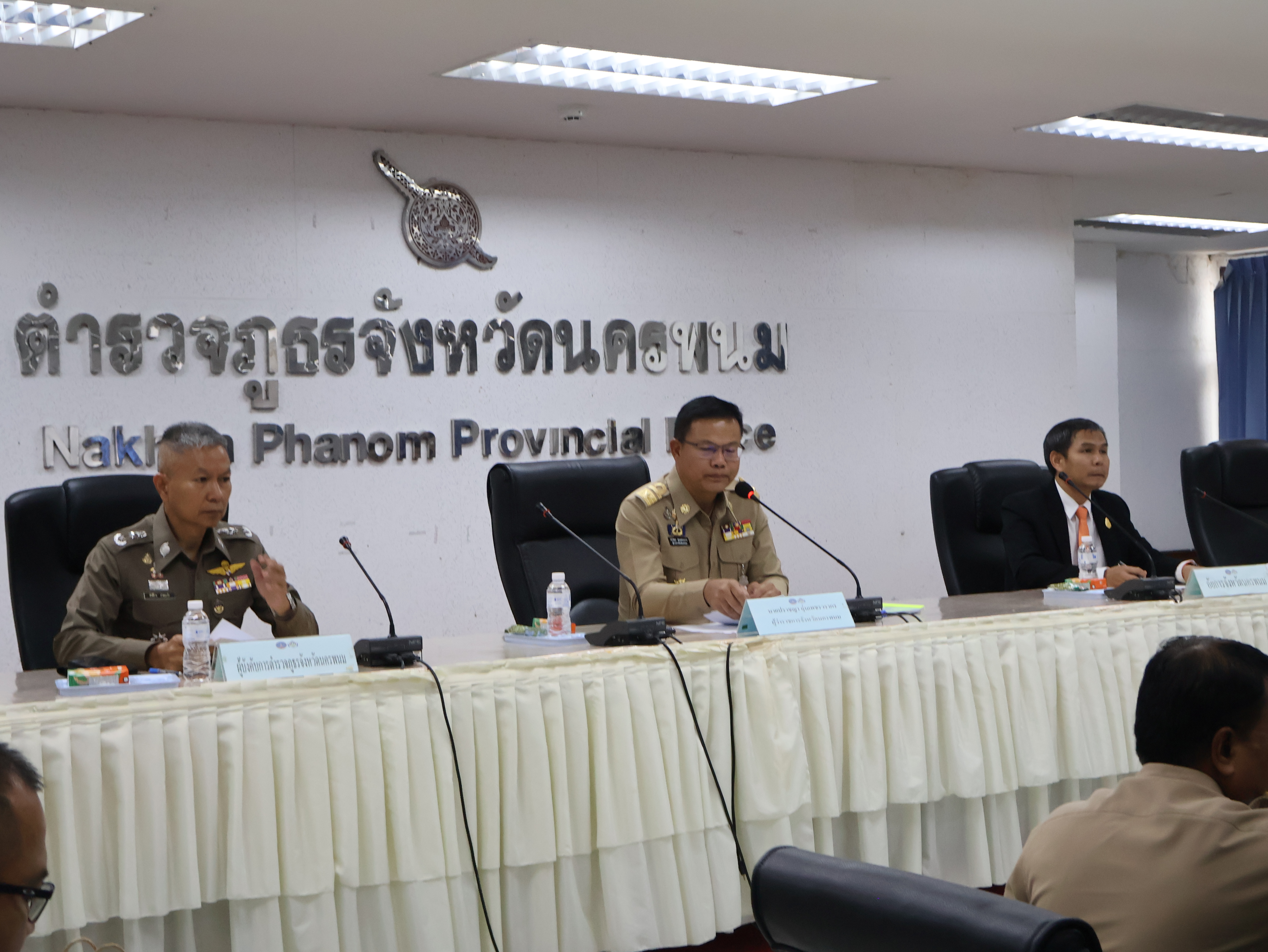 พช.นครพนม ร่วมประชุม ศอ.ปส.จ.นพ. ขับเคลื่อนการป้องกันและปราบปรามยาเสพติด