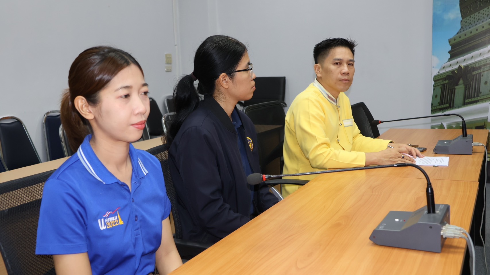 นครพนม ประชุมคณะกรรมการพิจารณากลั่นกรองการประกวดผ้าลายพระราชทาน “ผ้าลายสิริราชพัสตราภรณ์” และงานหัตถกรรมระดับจังหวัด ประจำปี 2568