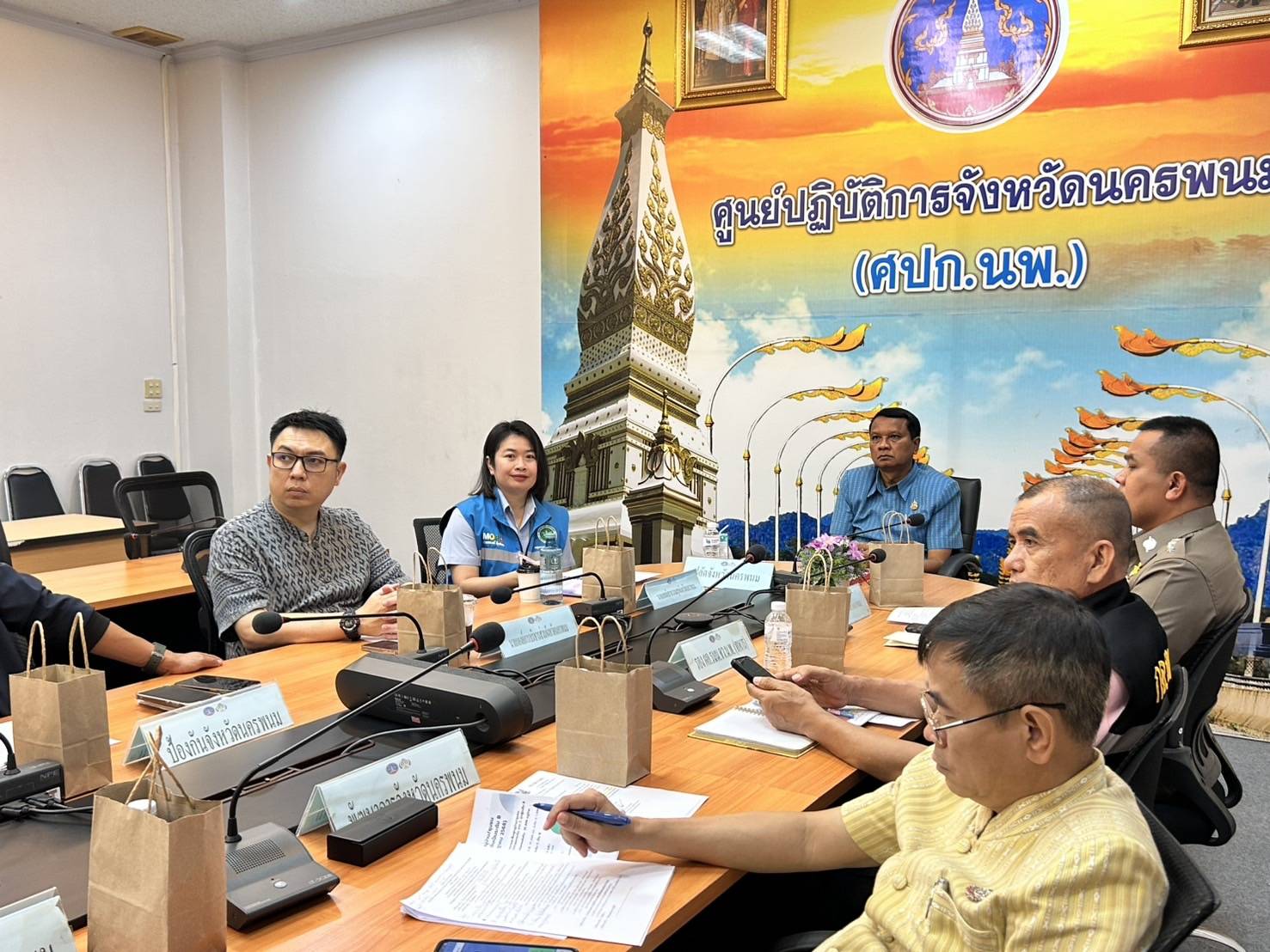 พช.นครพนม ร่วมการประชุมศูนย์ปฏิบัติการติดตามเร่งรัดการบำบัดรักษา ฟื้นฟูสภาพทางสังคม ป้องกันและปราบปรามยาเสพติด ครั้งที่ 11/2568
