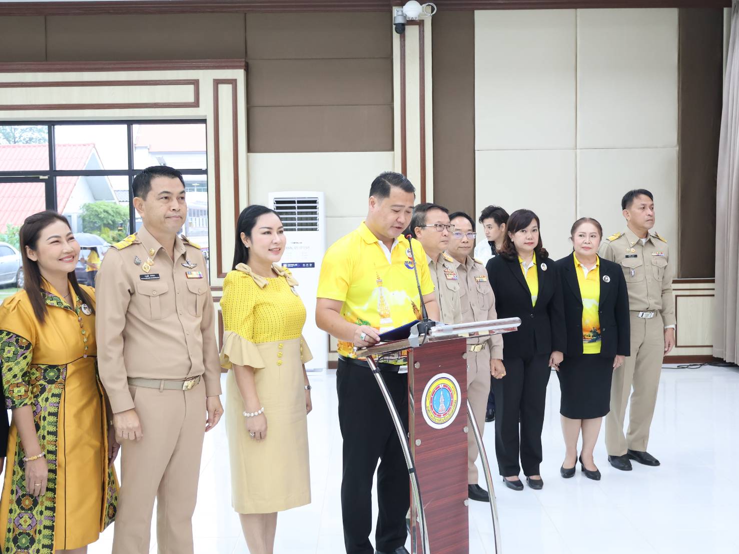 พช.นครพนม รับมอบเกียรติบัตรและร่วมเป็นเกียรติในพิธีเปิดโครงการ TO BE NUMBER ONE จังหวัดนครพนม ประจำปี 2568