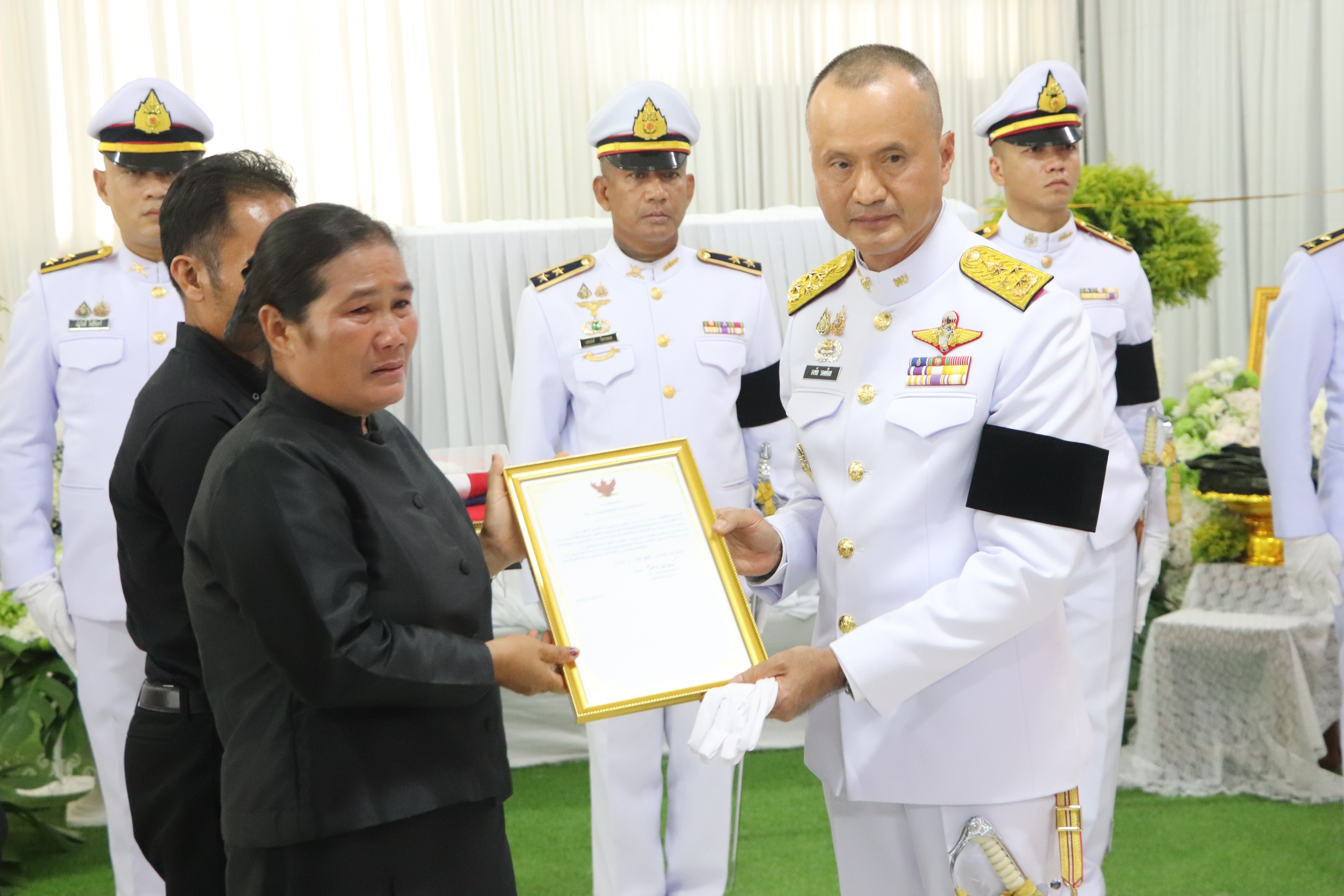พช.นครพนม ร่วมพิธีพระราชทานเพลิงศพ ส.ต. วรัญชิต ยวงสุวรรณ ทหารกล้าผู้พลีชีพในเหตุการณ์ปะทะตามแนวชายแดนไทย-กัมพูชา